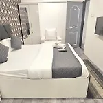 Guest house Astha Kandivali Service