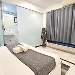 Guest house Astha Kandivali Service