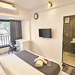 Guest house Astha Kandivali Service