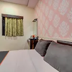 Hotel Collection O Kurla Bkc