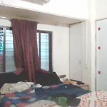 Cosy 2 Bhk Apt In Heart Of Mumbai Dadar W Shivaji Park