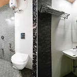 Hotel Fabhotel Airport Retreat - Nr International Airport 3*