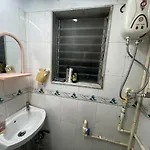 1bhk Entire Flat In Oshiwara *