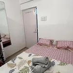 1bhk Entire Flat In Oshiwara *