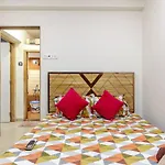 2bhk Flat -5min From Goregaon Nesco * Mumbai
