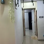 2bhk Flat -5min From Goregaon Nesco