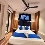 Hotel Lavish Park