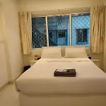 Lyon Cozy 1 Bhk With Secure Cctv Access
