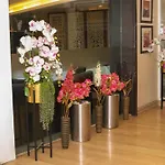 Hotel Hr Residency