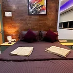 Apartment In Lokhandwala #014