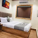 Hotel Airport By Tma
