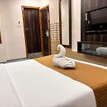 Hotel Arts Palace 3*