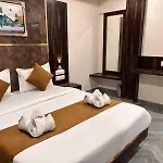 Arts Palace Hotel