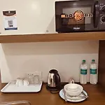 Tim Santacruz Mumbai Airport