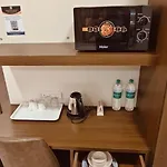 Tim Santacruz Mumbai Airport