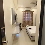 Hotel Grace V