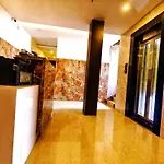 Hotel Grace V