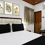 Hotel O Akshay 4*