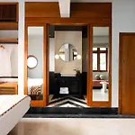 The Kin Hotel