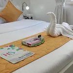 Gagal Home - Malad Suite
