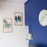 Aura - Entire In Parle Apartment