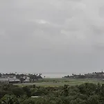 Aura - Entire In Parle Apartment Mumbai