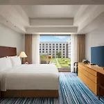 Grand Hyatt Mumbai Hotel And Residences
