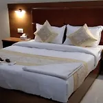 Hotel Crystal Luxury Inn- Bandra