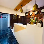Crystal Luxury Inn- Bandra Hotel 3*