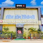 O The Om Sai Residency Hotel