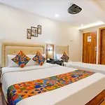Z-a-r-a Park Goregaon West Hotel 2*