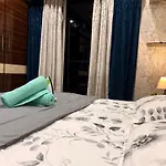 1bhk Modern Cozy Flat At Prime Location Livin Cove