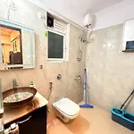 1bhk Modern Cozy Flat At Prime Location Livin Cove *