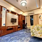 1bhk Modern Cozy Flat At Prime Location Livin Cove