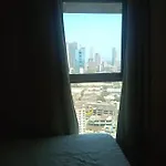 Room In Apartment In Worli