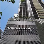 Room In Apartment In Worli