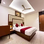 Gateway Star Hotel