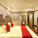 Theory9 Premium Service Apartments Khar