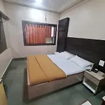Hotel Sharda