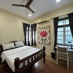 Sasha 3* Mumbai