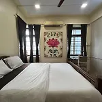 Sasha Mumbai