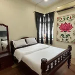 Sasha Bed & Breakfast
