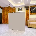 Hotel Crystal By Glitz Hotels