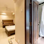 West End Hotel Opp Bombay Hospital