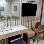 Empire Hotel