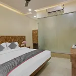 Super Hotel O Kiwi International