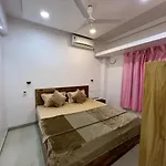 1bhk Goregaon West - Garden View Apartment