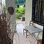 Serene Stay In Chuim Near Carter Road