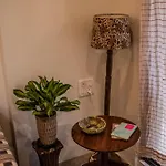 Serene Stay In Chuim Near Carter Road