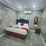 Hotel Sr Residency